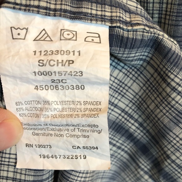 Like New Men’s Blue Wrangler Button-up Shirt Size S - Picture 3 of 4